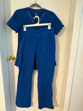 Women's Medical Scrub Pants & Top set